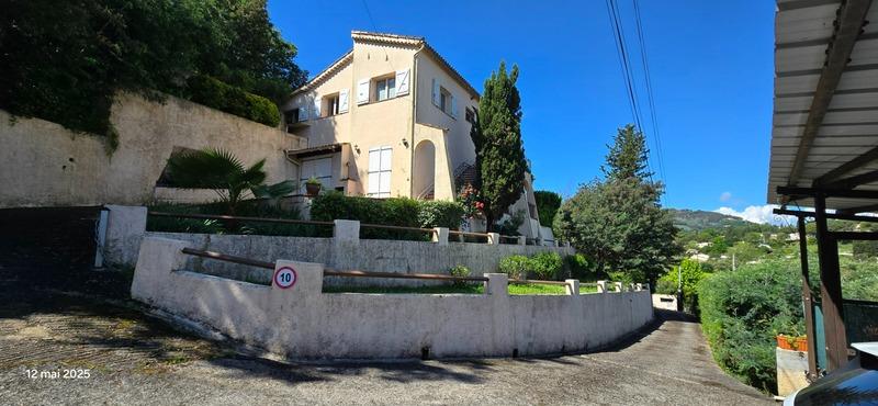 Maison - 164 m² - 6 pièces