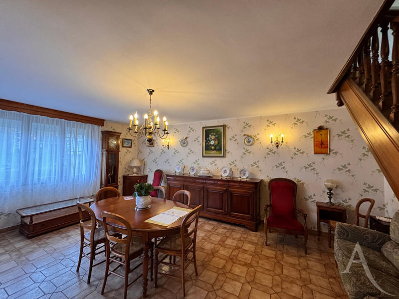 Maison - 100 m² - 5 pièces