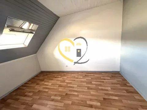 Maison de village - 154 m² - 9 pièces