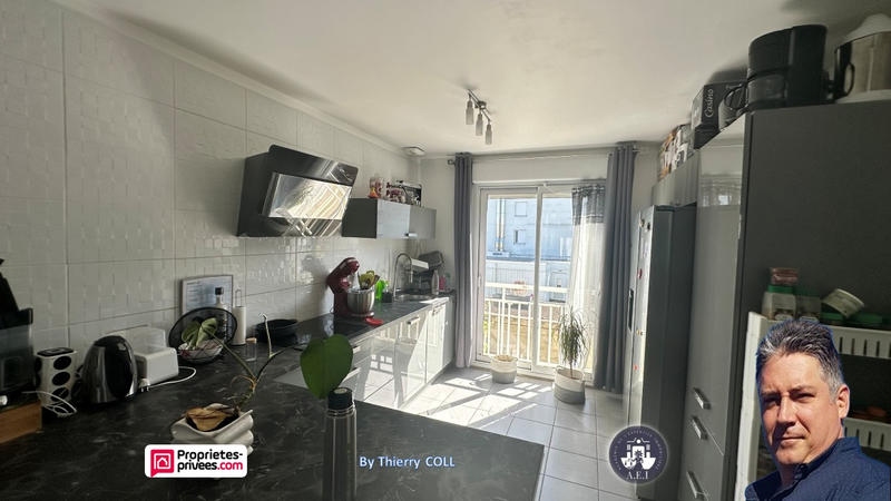 Maison - 92 m² - 5 pièces