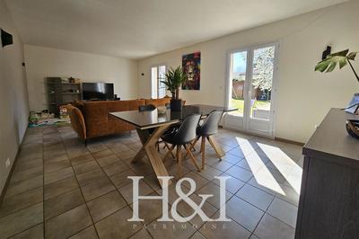 Propriété - 145 m² - 5 pièces