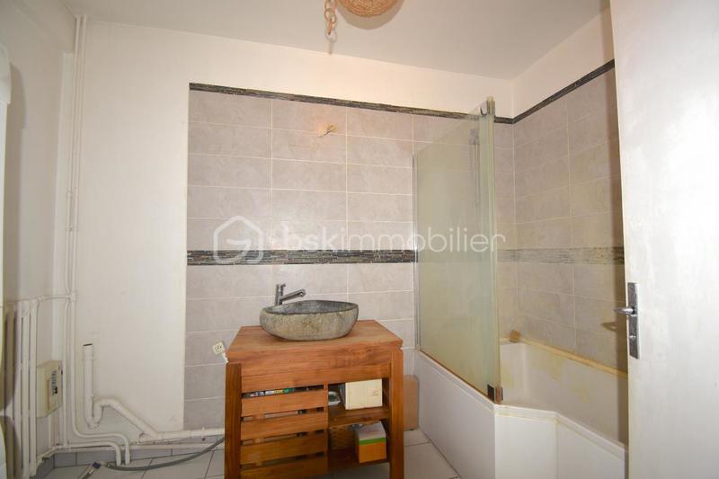 Appartement - 87 m² - 3 pièces