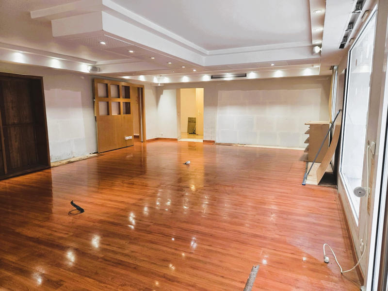 Fonds de commerce - Local commercial - 90 m²