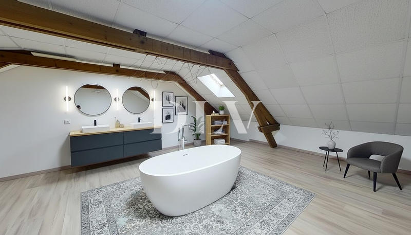 Maison - 168 m² - 7 pièces