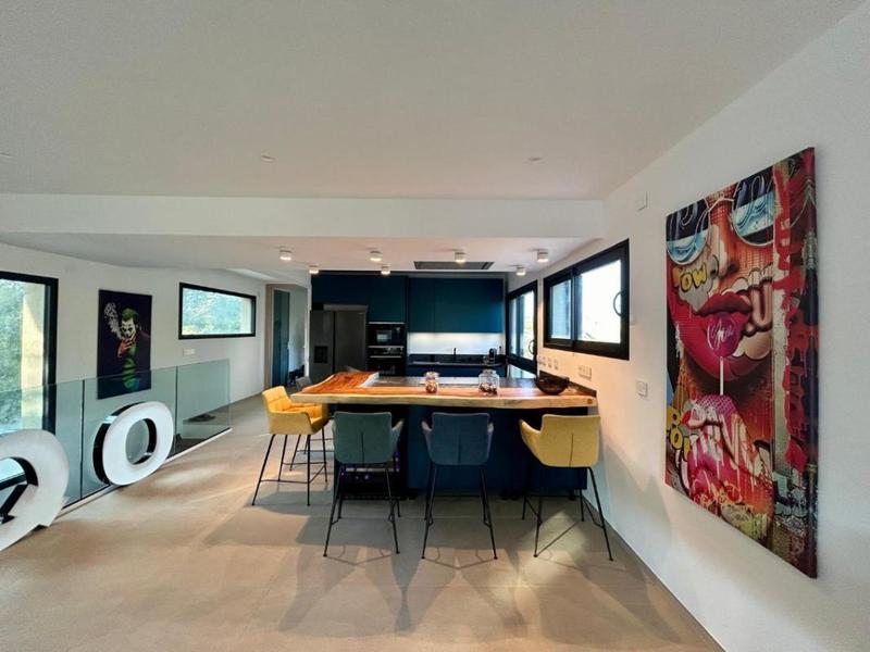 Villa - 175 m² - 5 pièces