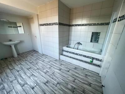 Maison de village - 150 m² - 5 pièces