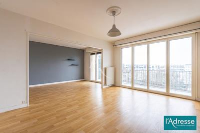 Appartement - 92 m² - 4 pièces