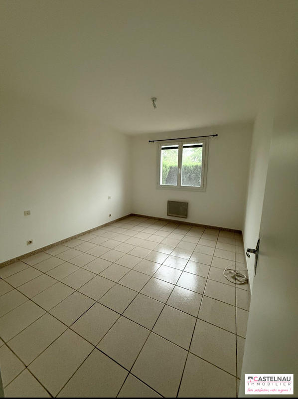 Maison traditionnelle - 240 m² - 8 pièces