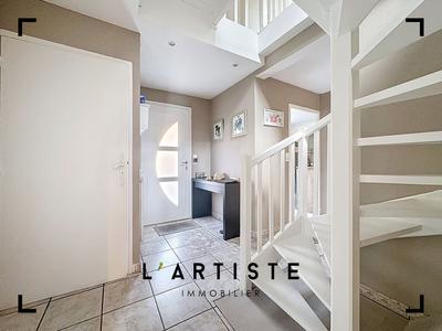 Maison - 175 m² - 7 pièces