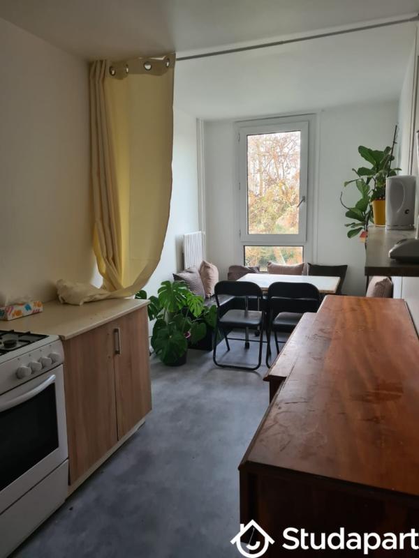 Chambre - 12 m² - 1 pièce