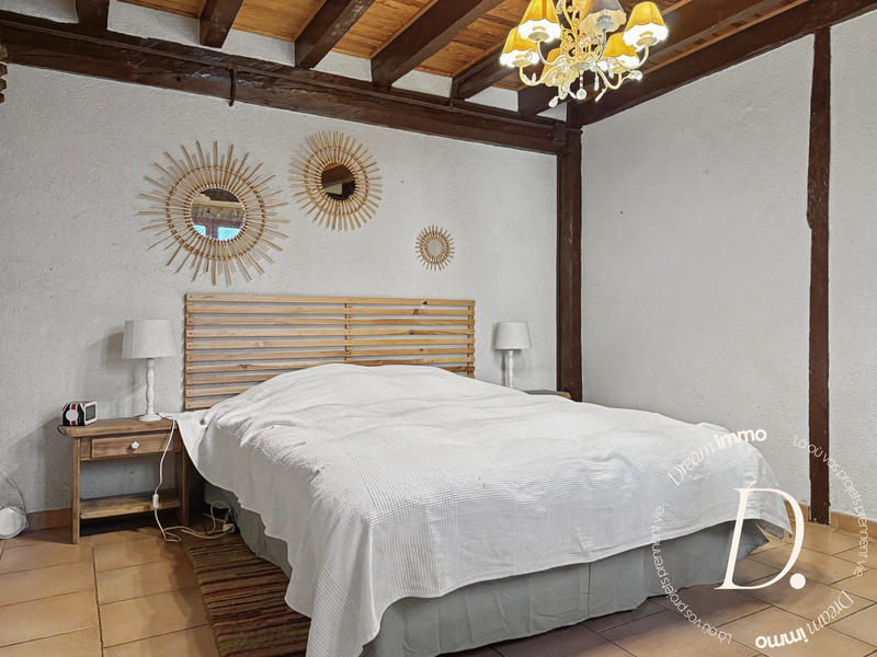 Maison ancienne - 250 m² - 9 pièces