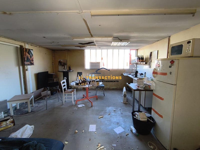 Local d'activités - 575 m²