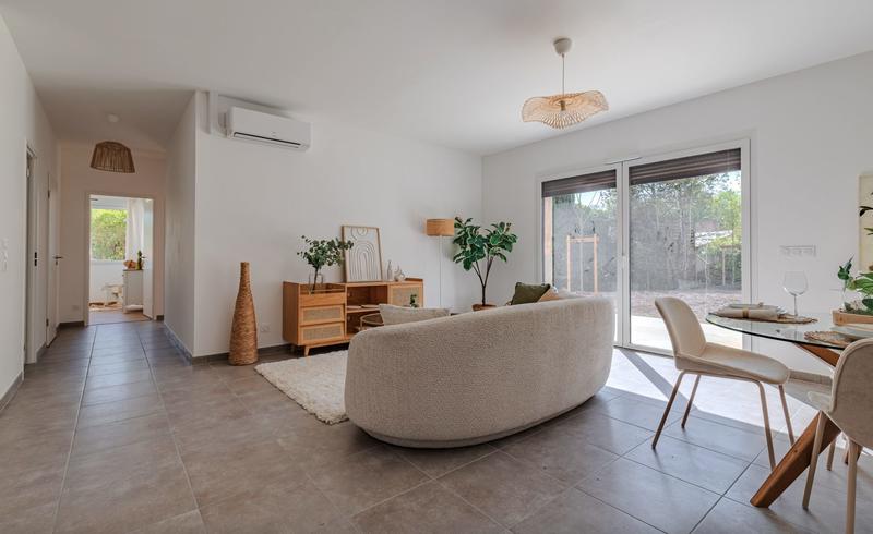 Maison - 99 m² - 5 pièces