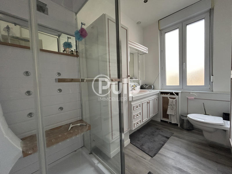 Maison bourgeoise - 235 m² - 7 pièces