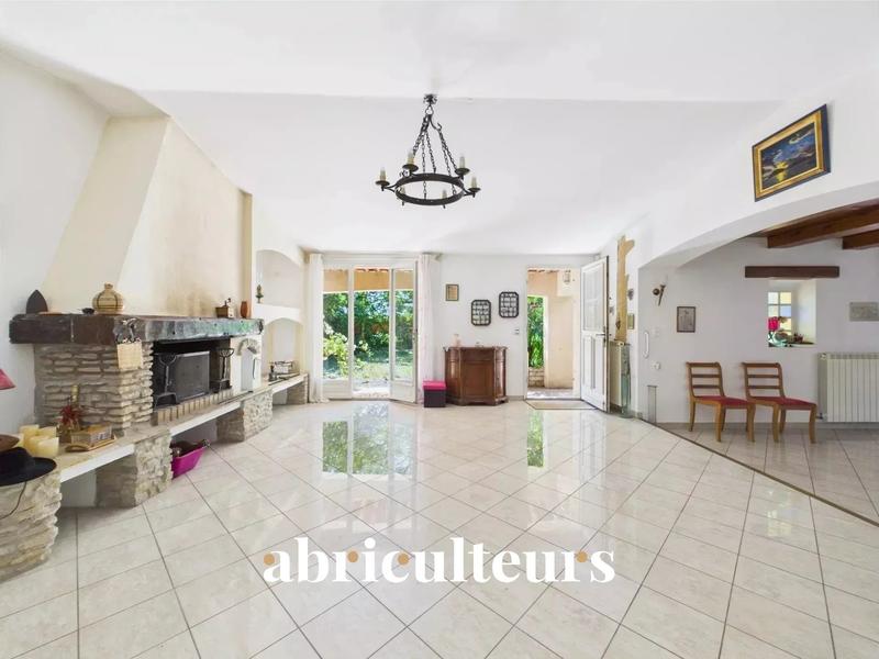 Maison - 155 m² - 6 pièces