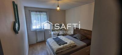 Appartement - 100 m² - 6 pièces