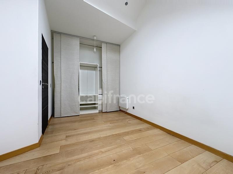 Appartement - 84 m² - 3 pièces