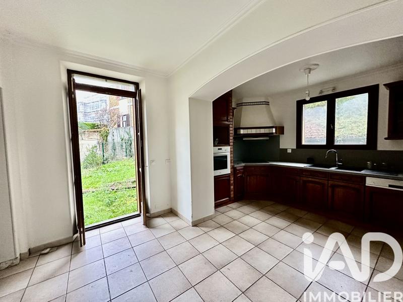 Maison - 170 m² - 6 pièces
