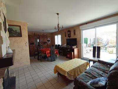 Maison - 96 m² - 5 pièces