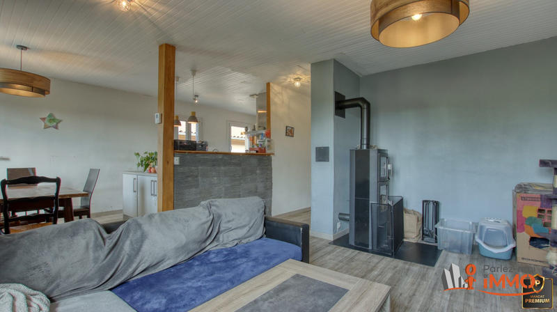 Maison - 90 m² - 6 pièces