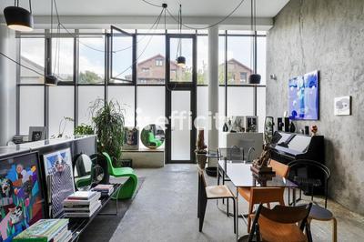 Loft - 196 m² - 5 pièces