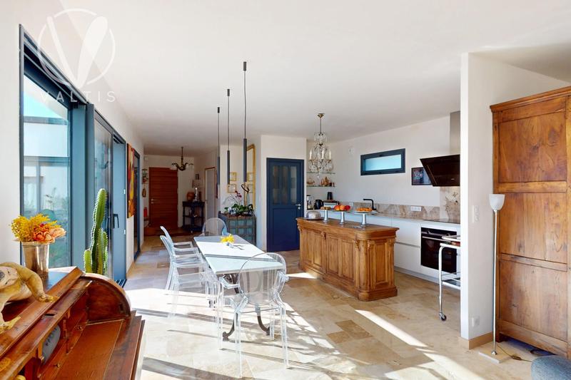 Maison contemporaine - 177 m² - 5 pièces