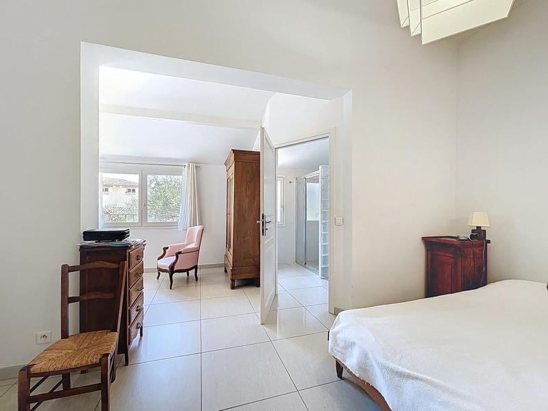 Maison - 148 m² - 6 pièces