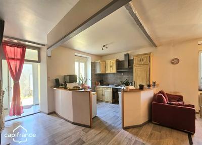 Maison - 150 m² - 7 pièces