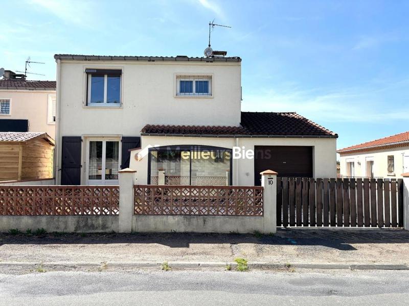 Maison - 95 m² - 5 pièces