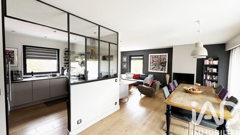 Maison - 135 m² - 6 pièces