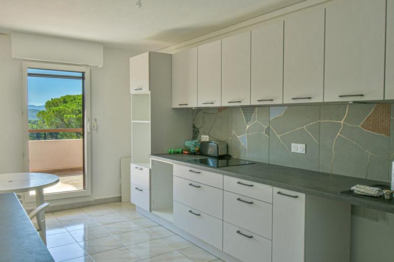 Appartement - 125 m² - 5 pièces