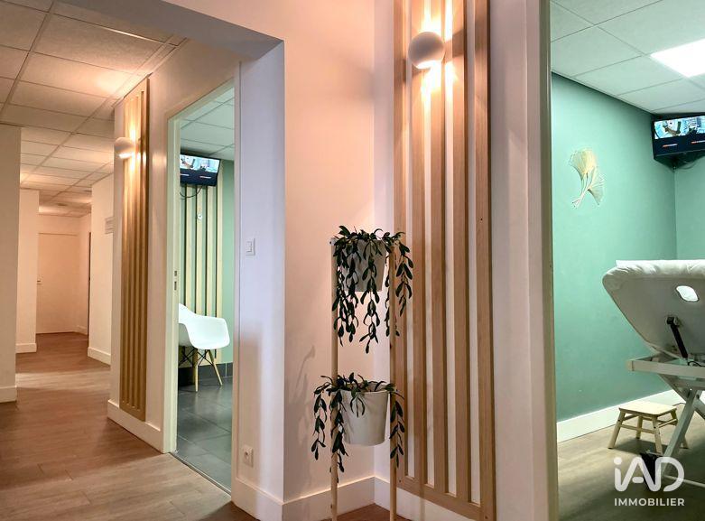 Local commercial - 209 m²