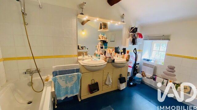 Maison - 181 m² - 5 pièces