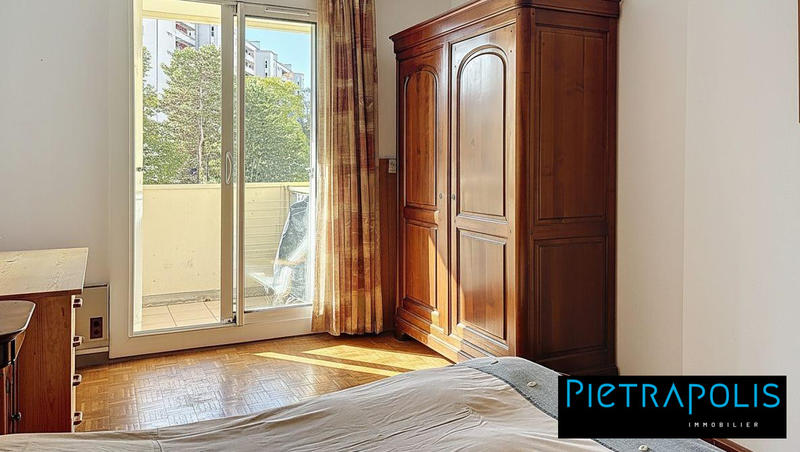 Appartement - 88 m² - 4 pièces