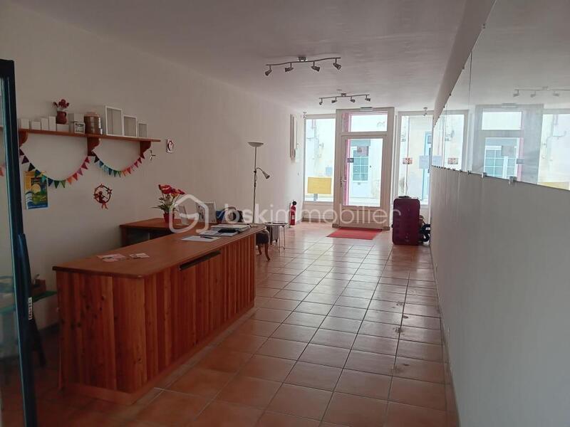 Local commercial - 117 m² - 5 pièces