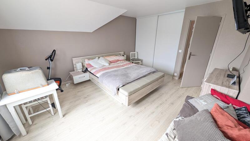 Maison - 137 m² - 5 pièces