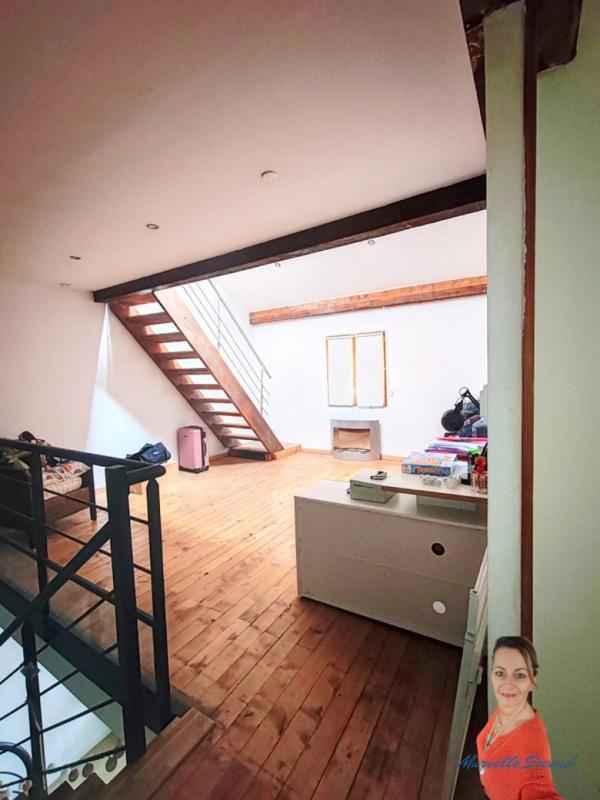 Maison - 248 m² - 9 pièces