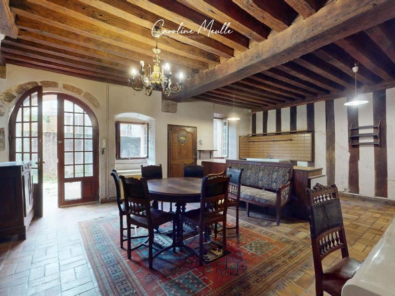 Maison - 264 m² - 5 pièces