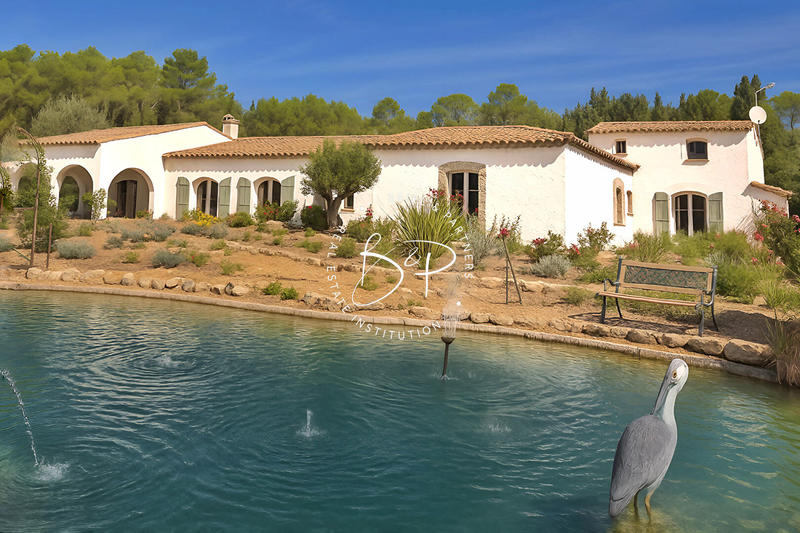 Maison - 192 m² - 8 pièces