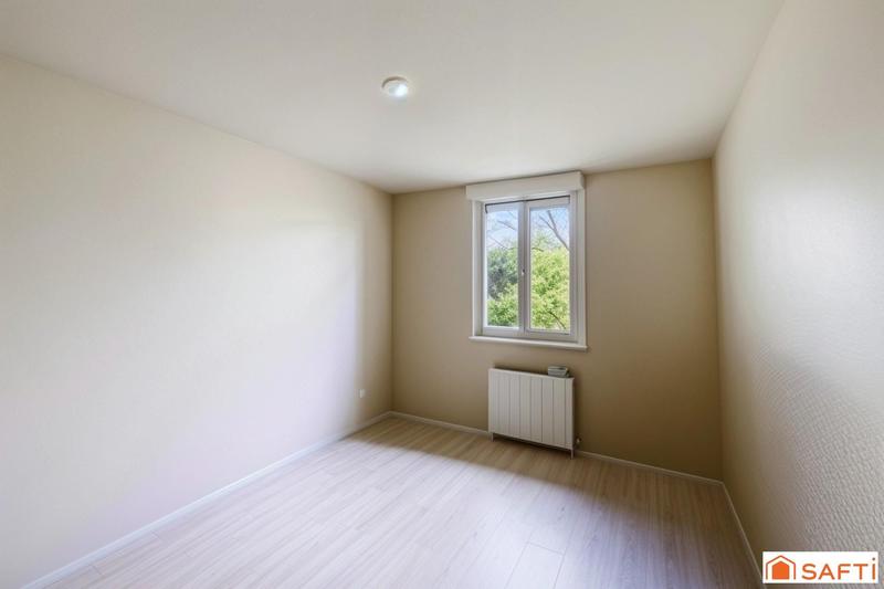 Maison - 93 m² - 6 pièces