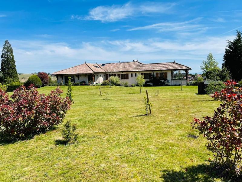 Maison - 264 m² - 7 pièces