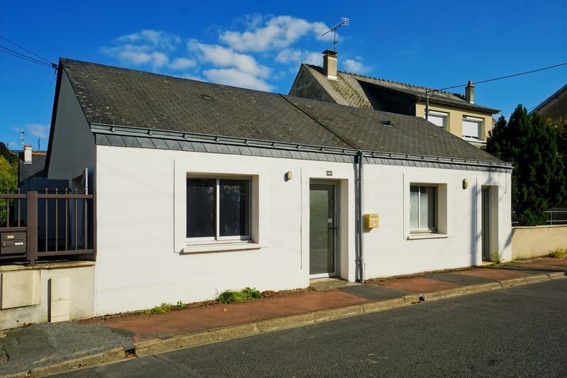 Local d'activité / Entrepôt - 96 m² - 4 pièces