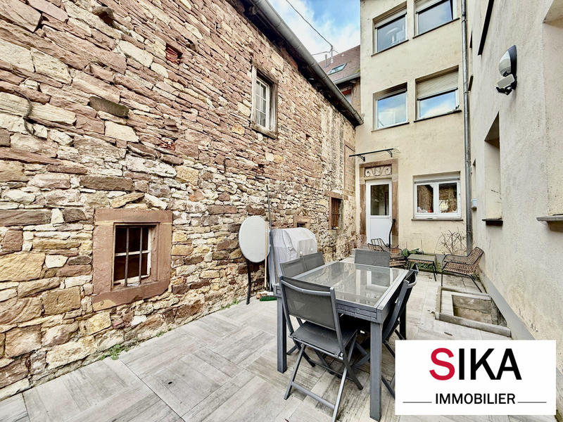 Appartement - 95 m² - 3 pièces