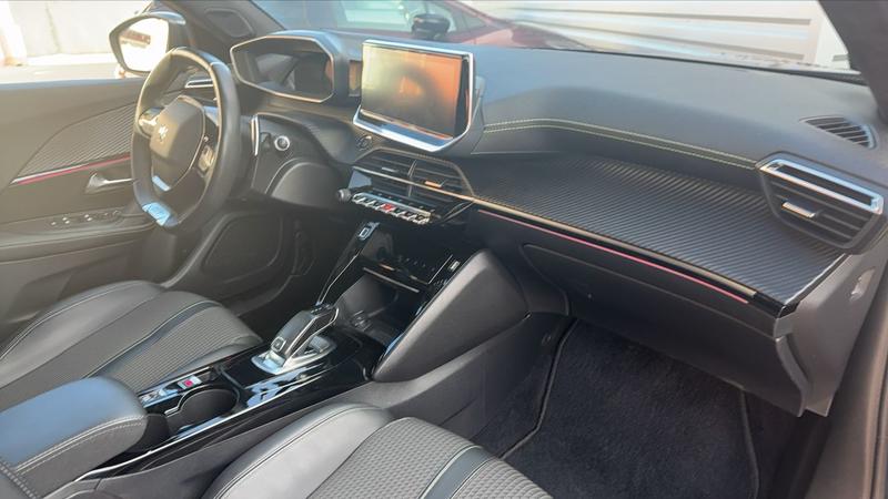 Peugeot 2008 II 1.5 BlueHDi 130 Eat8 Gt