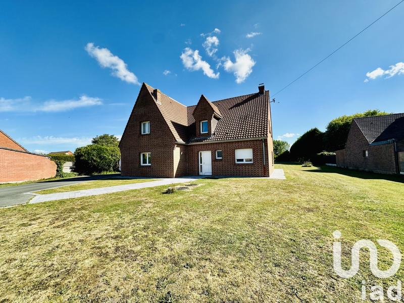 Maison - 180 m² - 8 pièces