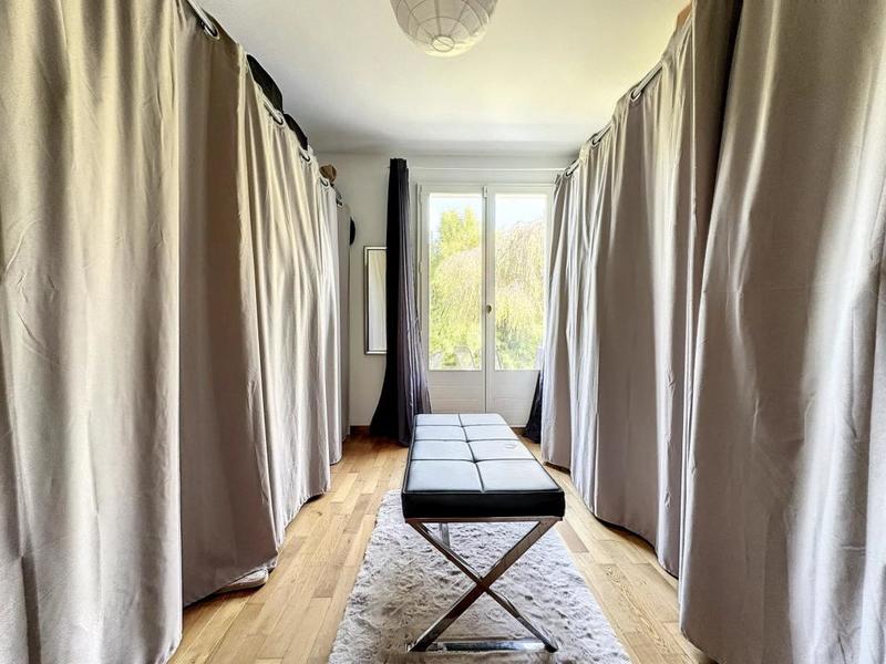 Maison - 170 m² - 8 pièces