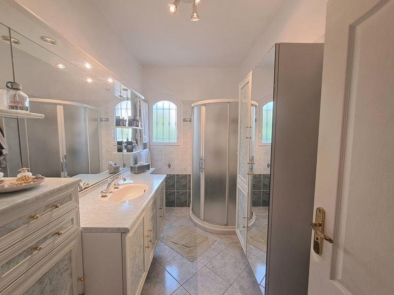 Maison - 101 m² - 4 pièces