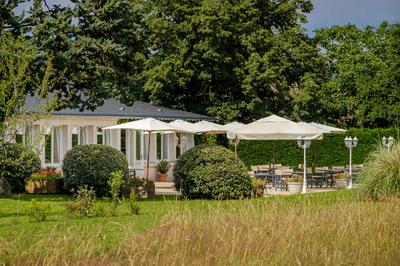 Le Fleuray Hotel et Restaurant