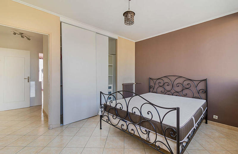 Appartement - 87 m² - 4 pièces