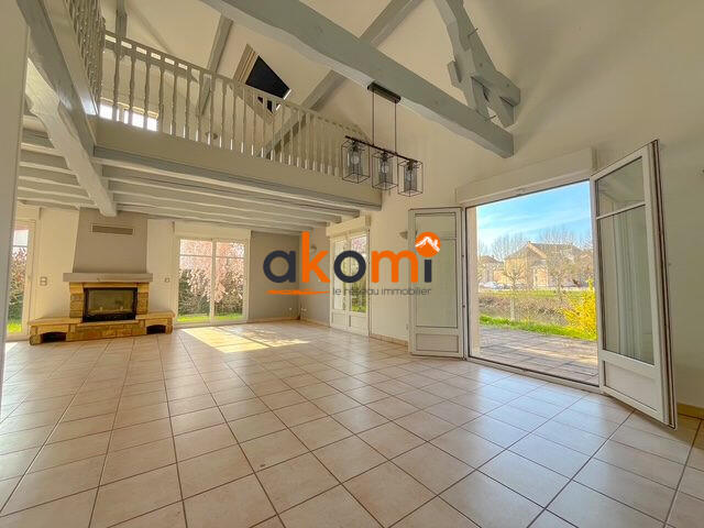 Maison - 259 m² - 7 pièces